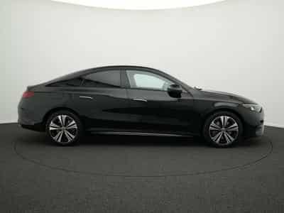 Mercedes CLA 350 4MATIC mit EQ Technologie (2025) - Foto 5