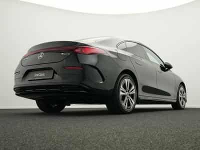 Mercedes CLA 350 4MATIC mit EQ Technologie (2025) - Foto 9