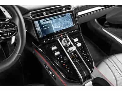 Aston-Martin V8 Vantage V8 Coupé (2025) - Photo 10