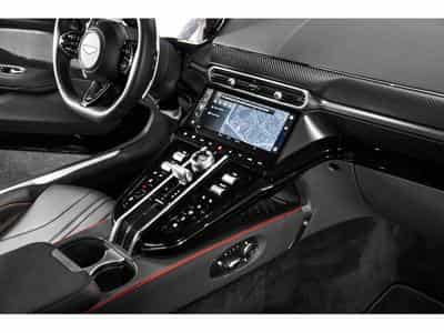 Aston-Martin V8 Vantage V8 Coupé (2025) - Photo 15