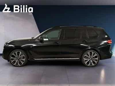 BMW X7 xDrive40d Gestiksteuerung DAB (2025) - Photo 11