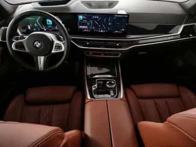 BMW X7 xDrive40d Gestiksteuerung DAB (2025) - Photo 5