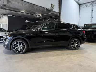 Maserati Levante SQ4 DIESEL 3.0 4WD/ 21°/ SCHIEBEDACH/ (2020) - Photo 9
