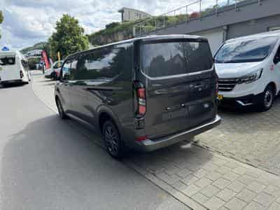 Ford Transit 2.0 ECOBLUE 170 BVA L2H1 Limitited (2025) - Photo 6