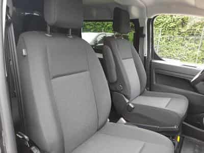 Peugeot Expert 2.0 BlueHDI 180 EAT8 Confort M Doubel Cabine (2025) - Photo 10