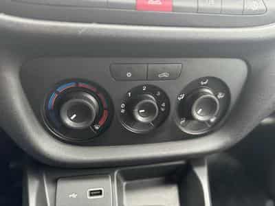 Fiat Doblo 1.3 MJet 95 (2019) - Foto 15