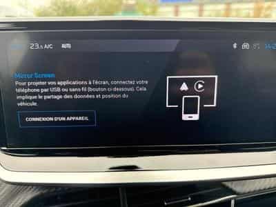 PEUGEOT 208 1.2 Hybrid 100ch Allure e-DCS6 (2024) - Photo 7