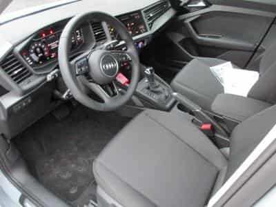 Audi A1 Sportback S line (2025) - Photo 13