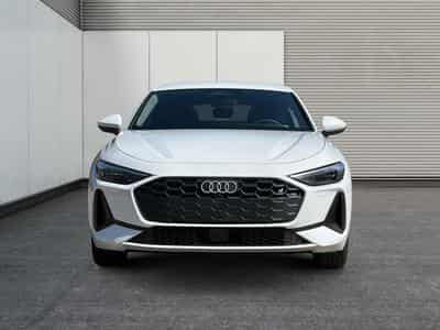 Audi A5 Basis (2025) - Photo 6