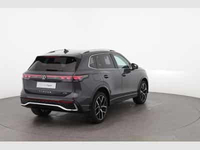 VW Tiguan Limited (2026) - Photo 8