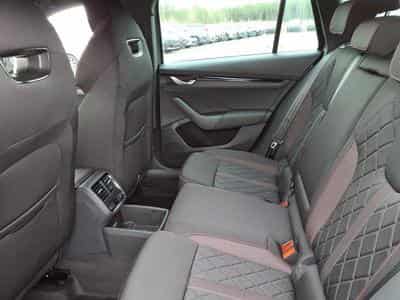 Skoda Octavia RS Octavia Combi 2.0 TSI 266 PS (2025) - Foto 6