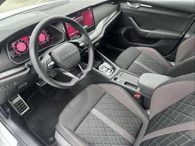 Skoda Octavia RS 2.0 TSI (2025) - Foto 15