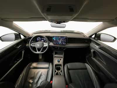 VW Tiguan Life+DSG+LED+LM18+P.Leder (2024) - Photo 2