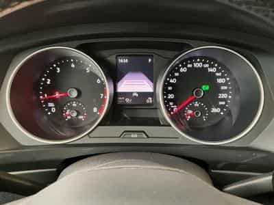 VW Tiguan Life-Urban-Sport+DSG+RearView (2024) - Photo 11