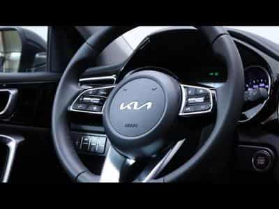 Kia Ceed SW MY25 Pulse 1.0 T-GDi 100 MT6 (2025) - Photo 14