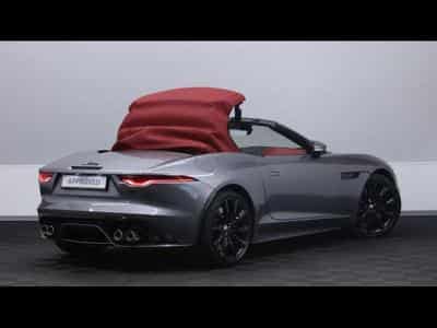 Jaguar F-Type R P575 Convertible Auto (2024) - Photo 11