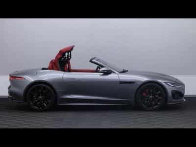 Jaguar F-Type R P575 Convertible Auto (2024) - Photo 8
