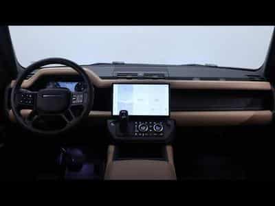 Land-Rover Defender 110 D250 X-Dynamic SE AWD Auto (2026) - Photo 13