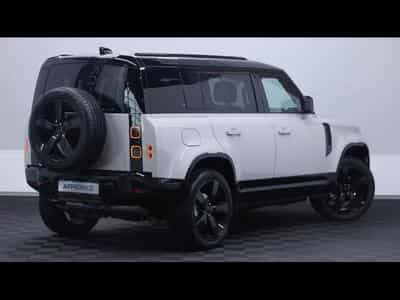 Land-Rover Defender 110 D250 X-Dynamic SE AWD Auto (2026) - Photo 4