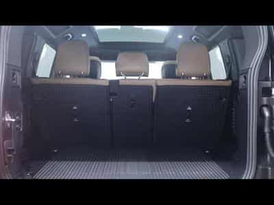 Land-Rover Defender 110 D250 X-Dynamic SE AWD Auto (2026) - Photo 6