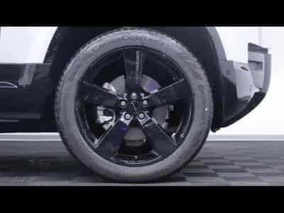 Land-Rover Defender 110 D250 X-Dynamic SE AWD Auto (2026) - Photo 9