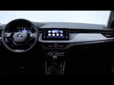 Skoda Kamiq 1.0TSI 116 Selection (2024) - Photo 14