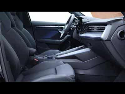 Audi A3 Sportback 35 TFSI 150 S-Line (2025) - Photo 11