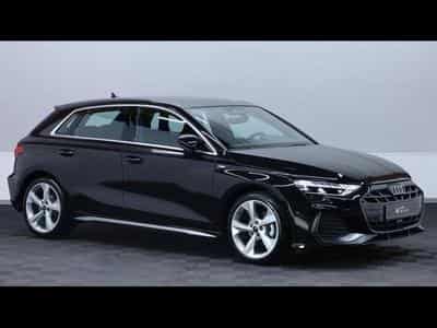 Audi A3 Sportback 35 TFSI 150 S-Line (2025) - Photo 3