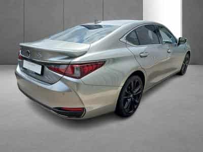 Lexus ES F SPORT Design (2023) - Photo 4