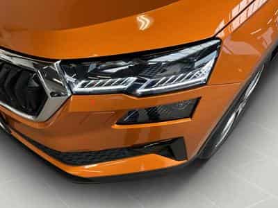 Skoda Karoq Style+DSG+AHK+P.Convenience (2022) - Foto 9