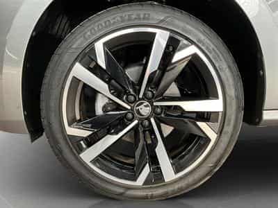 Skoda Kamiq Monte-Carlo+DSG+Pano+LED (2025) - Photo 8