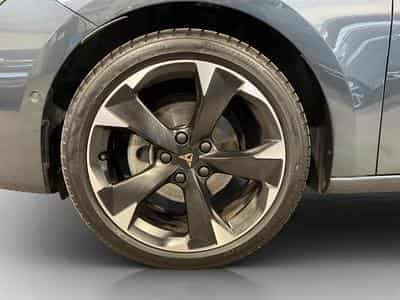 Cupra Leon ST+DSG+Pure-Perf.+Int.Drive (2025) - Photo 8