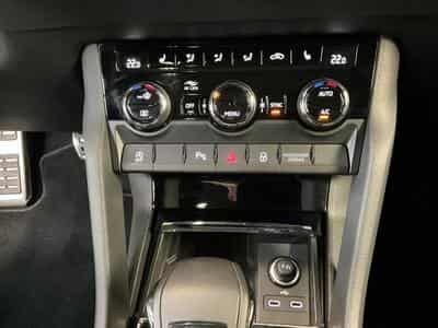 Skoda Karoq Sportline+DSG+4x4+Pano+LOUNGE+AHK (2025) - Photo 1