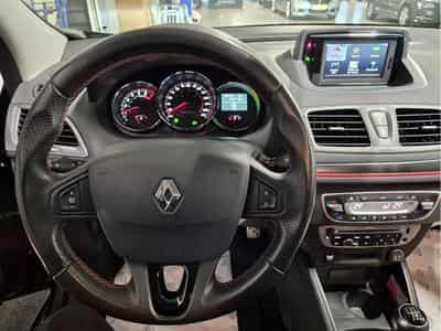 Renault Megane GRANDTOUR GT 220 LIMITED EDITION N°102 BOSE CUIR NAVI (2013) - Foto 7