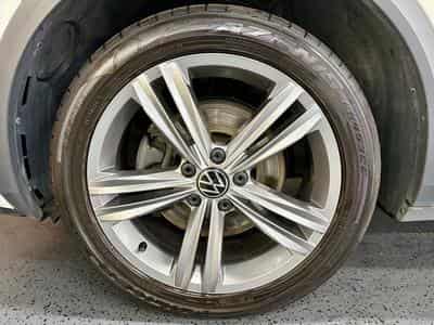 VW T-Roc T-Roc 2.0 TSI 190cv Auto 4Motion R-LINE (2021) - Photo 3