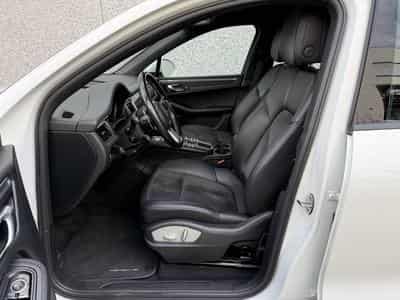 Porsche Macan Macan/Camera/18/Bi-Xenon/(PDLS)/Alcantara (2017) - Photo 6