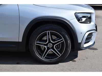 Mercedes GLB 220 4Matic AMG Line 8G-DCT  7 PL. MEMO PANO NIGHT ACC CAM360 1°M (2025) - Foto 5