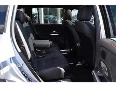 Mercedes GLB 220 4Matic AMG Line 8G-DCT  7 PL. MEMO PANO NIGHT ACC CAM360 1°M (2025) - Foto 8