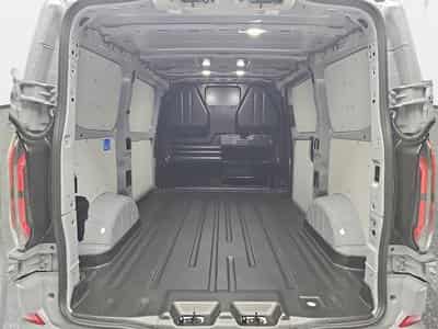 Ford Transit 2.0 ECOBLUE 170 BVA L1H1 Sport (2026) - Foto 14