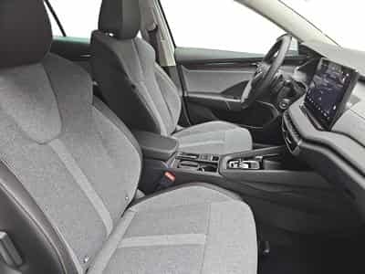 Skoda Octavia 1.5 TSi 150 DSG SELECTION (2025) - Foto 15