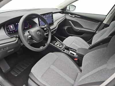 Skoda Octavia 1.5 TSi 150 DSG SELECTION (2025) - Foto 8