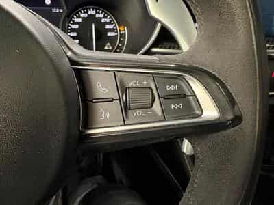 Alfa-Romeo Stelvio V6 Biturbo Quadrifoglio (2021) - Foto 13