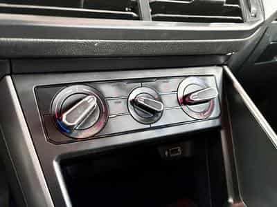 VW Polo VI Comfortline 1.0 TSI 95 CV *NAVI* REG. VITESSE* (2018) - Photo 15