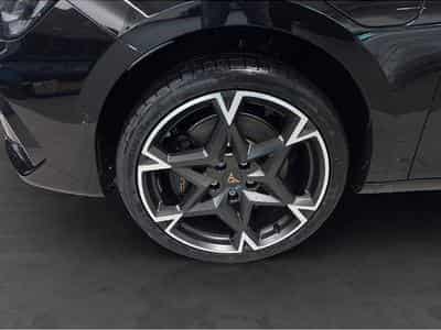 Cupra Leon (2025) - Photo 8