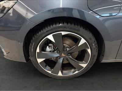 Cupra Leon (2025) - Photo 8