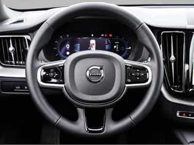 Volvo XC60 (2024) - Photo 5