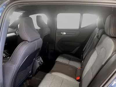 Volvo XC40 (2024) - Photo 7