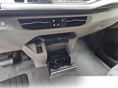 VW Multivan (2026) - Photo 11