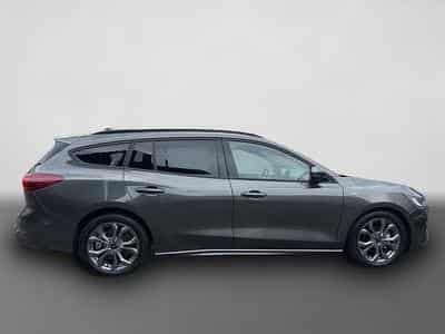 Ford Focus (2021) - Photo 5