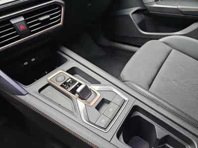 Cupra Leon 1.5 eTSi DSG 150 (2025) - Photo 12